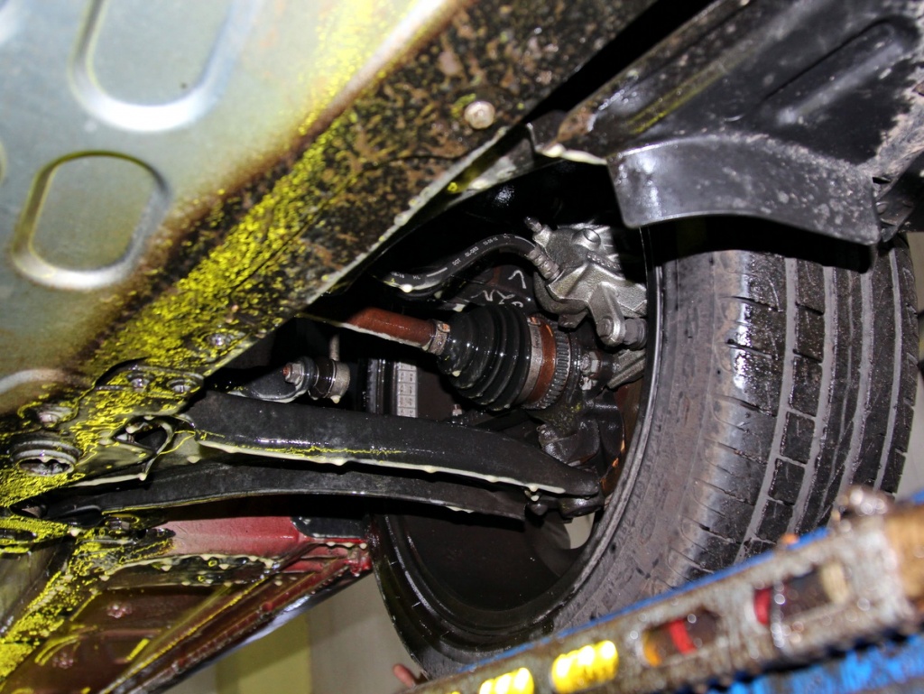 Обзор Lada Vesta от KROWN. Коррозийная экспертиза. лада веста, lada vesta, обзор лады весты, lada vesta обзор, коррозия лада веста, лада коррозия